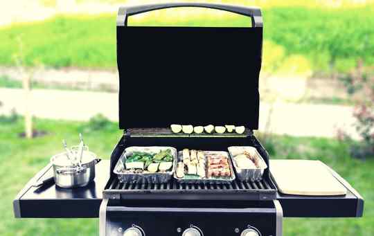How to Grill With Gas for the First Time